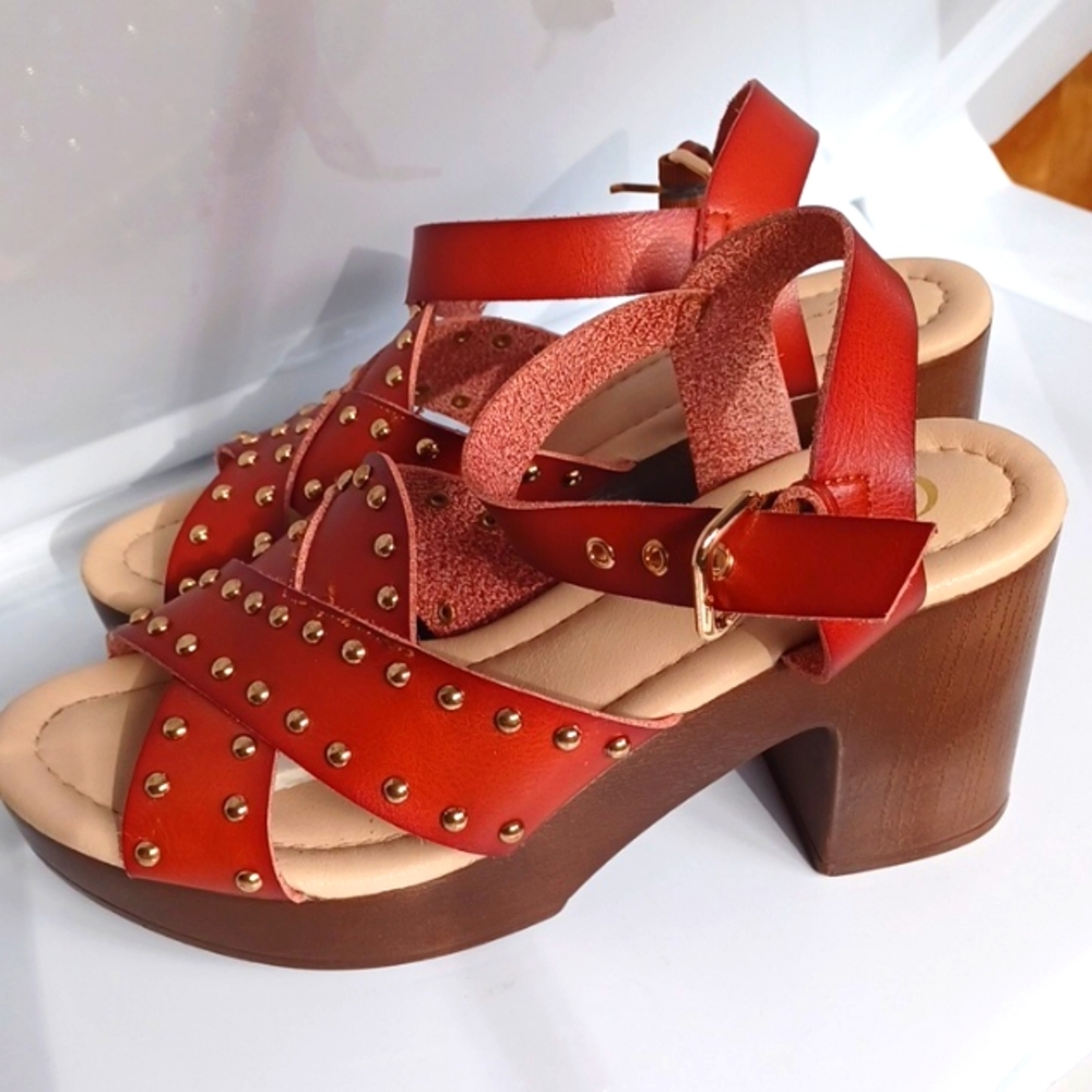 Cato's platform sandals women's size 8